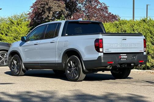 2025 Honda Ridgeline Sport
