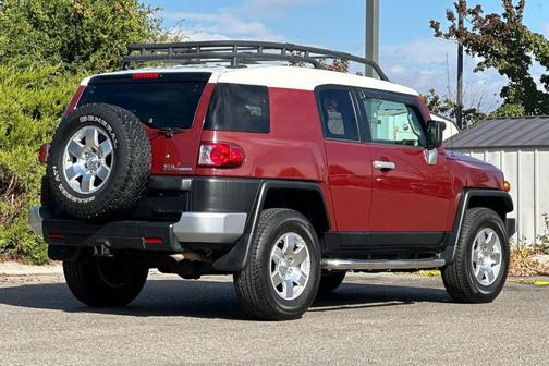 2008 Toyota FJ Cruiser Base