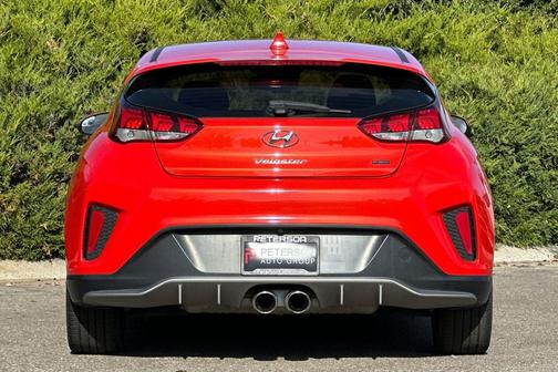 2019 Hyundai Veloster Base