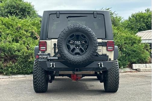 2018 Jeep Wrangler JK Willys Wheeler W