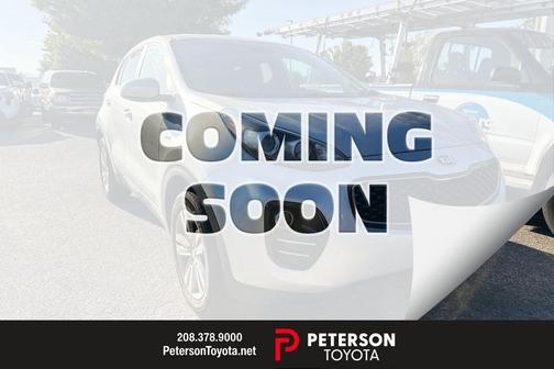 Sparkling Silver 2017 Kia Sportage LX