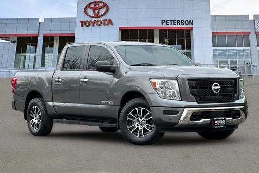 2021 Nissan Titan SV