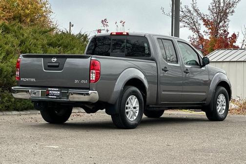 2021 Nissan Frontier SV