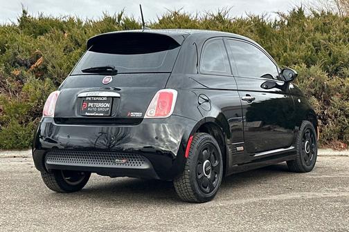 2015 FIAT 500e Battery Electric