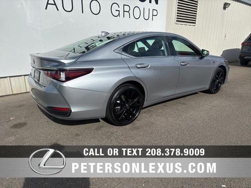 2023 Lexus ES 250 Base