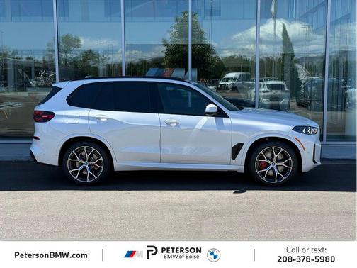Mineral White Metallic 2026 BMW X5 PHEV xDrive50e