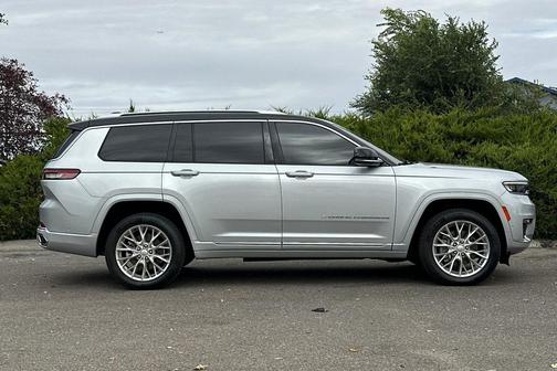 2021 Jeep Grand Cherokee L Summit