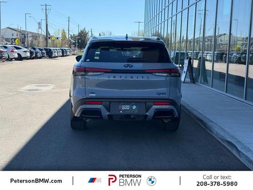 2025 INFINITI QX60 Luxe