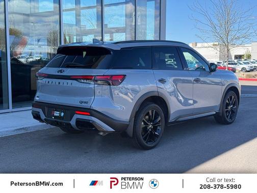 2025 INFINITI QX60 Luxe