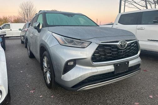 2023 Toyota Highlander Platinum
