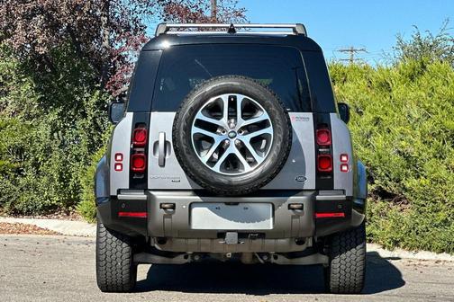 2021 Land Rover Defender 110 X-Dynamic HSE