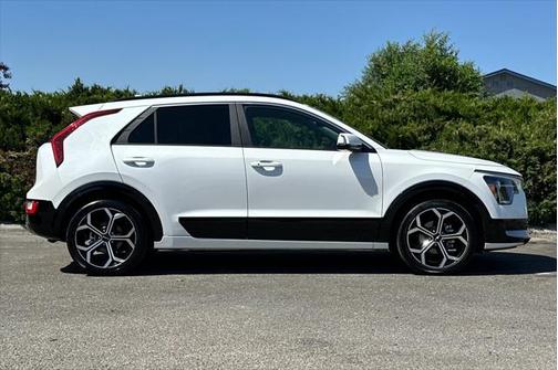 2024 Kia Niro Touring