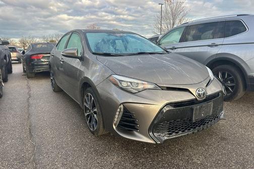 Falcon Gray Metallic 2018 Toyota Corolla SE