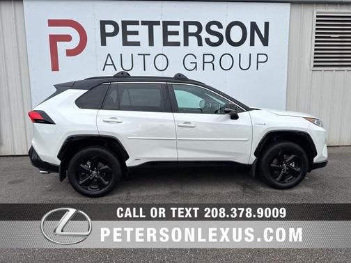 2020 Toyota RAV4 Hybrid SE