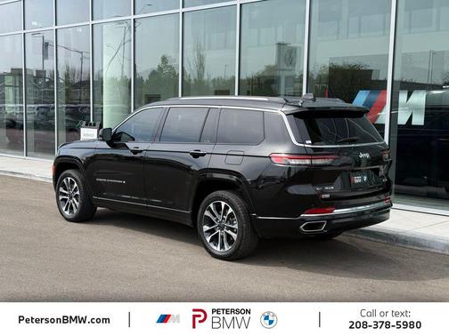 Diamond Black Crystal Pearlcoat 2021 Jeep Grand Cherokee L Overland