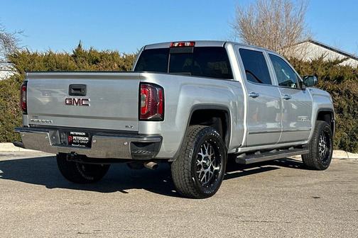 2017 GMC Sierra 1500 SLT