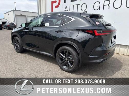 2026 Lexus NX 450h+ Luxury