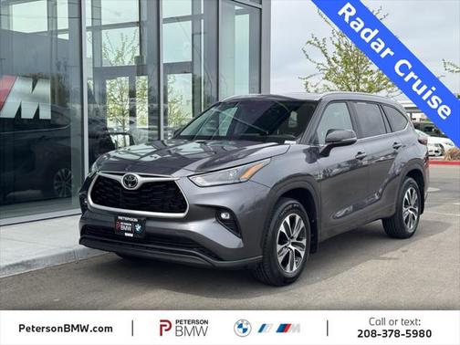 2024 Toyota Highlander XLE