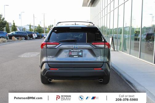 2023 Toyota RAV4 Hybrid XLE Premium