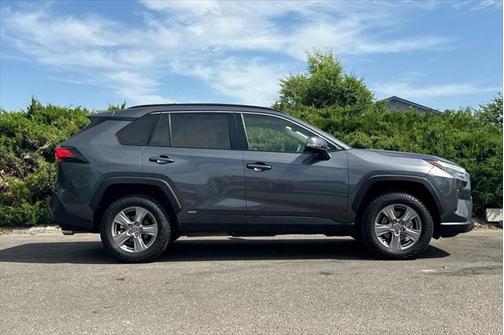 2023 Toyota RAV4 Hybrid LE