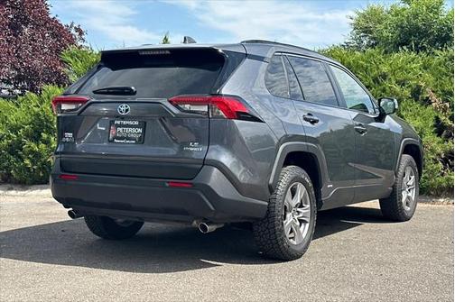 2023 Toyota RAV4 Hybrid LE