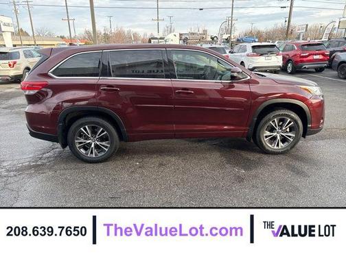 2017 Toyota Highlander LE