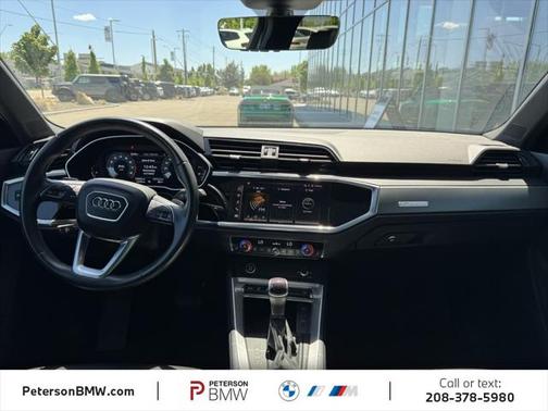 2024 Audi Q3 Premium 45 TFSI S line quattro Tiptronic