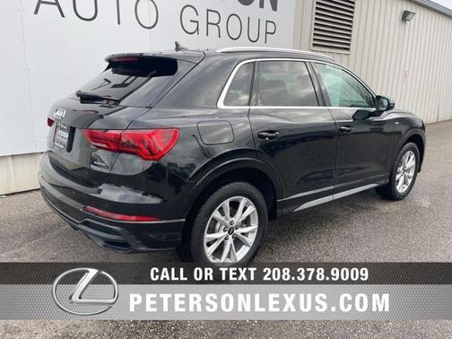 2024 Audi Q3 45 S line Premium