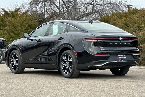 2023 Toyota Crown XLE