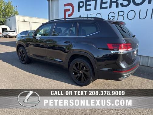 2022 Volkswagen Atlas 2.0T SE w/Technology 4MOTION