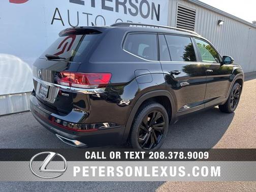2022 Volkswagen Atlas 2.0T SE w/Technology 4MOTION