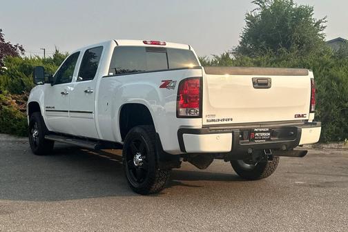 2013 GMC Sierra 2500 Denali