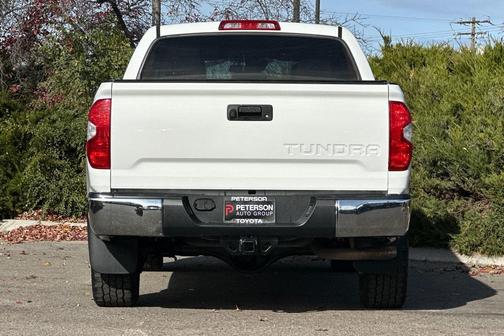 2018 Toyota Tundra SR5