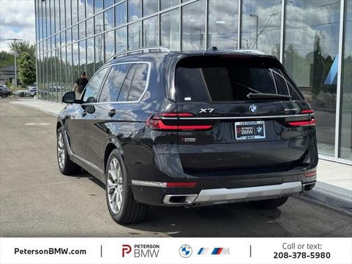 2023 BMW X7 xDrive40i