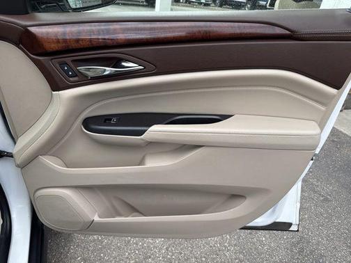 Platinum Ice Tricoat 2016 Cadillac SRX Luxury Collection