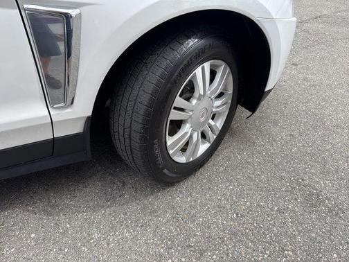 Platinum Ice Tricoat 2016 Cadillac SRX Luxury Collection