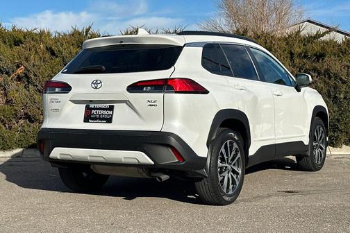 2022 Toyota Corolla Cross XLE