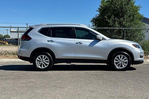 Brilliant Silver 2018 Nissan Rogue SV