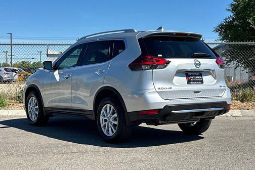 Brilliant Silver 2018 Nissan Rogue SV