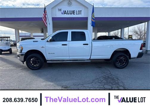 2022 RAM 3500 Tradesman Crew Cab 4x4 8' Box