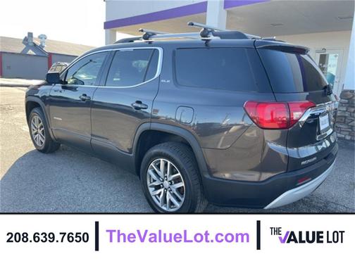 2017 GMC Acadia SLE-2