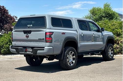 2023 Nissan Frontier PRO-4X