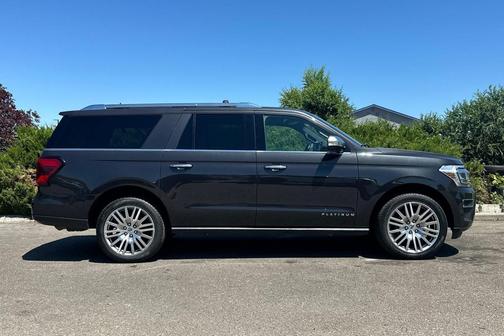 2023 Ford Expedition Max Platinum