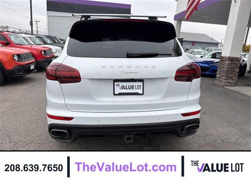 2018 Porsche Cayenne Platinum Edition