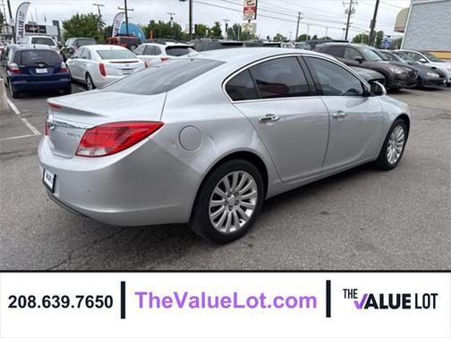 2012 Buick Regal Premium 1