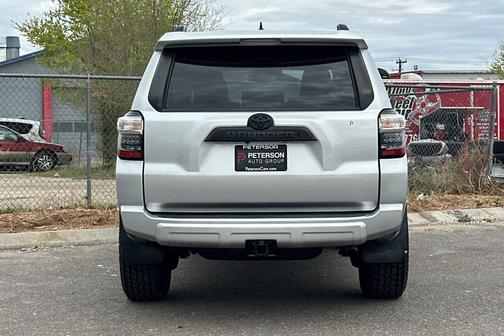 Classic Silver Metallic 2021 Toyota 4Runner TRD Off Road Premium