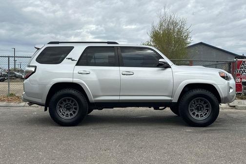 Classic Silver Metallic 2021 Toyota 4Runner TRD Off Road Premium