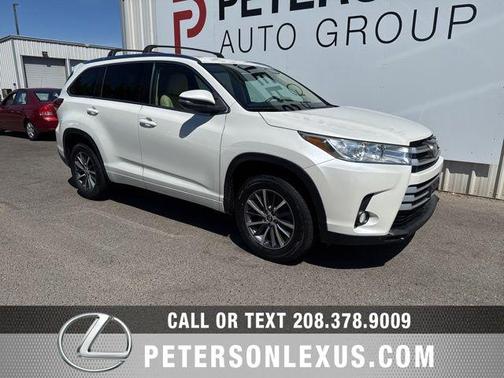 Blizzard Pearl 2017 Toyota Highlander XLE