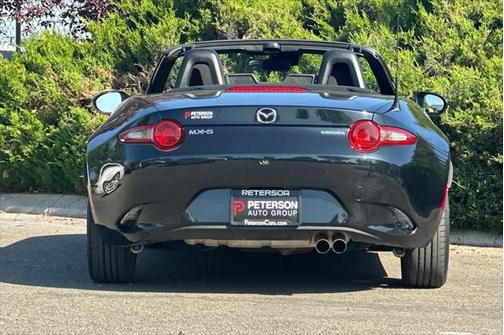 2022 Mazda MX-5 Miata Sport
