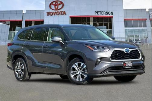 2021 Toyota Highlander Hybrid XLE